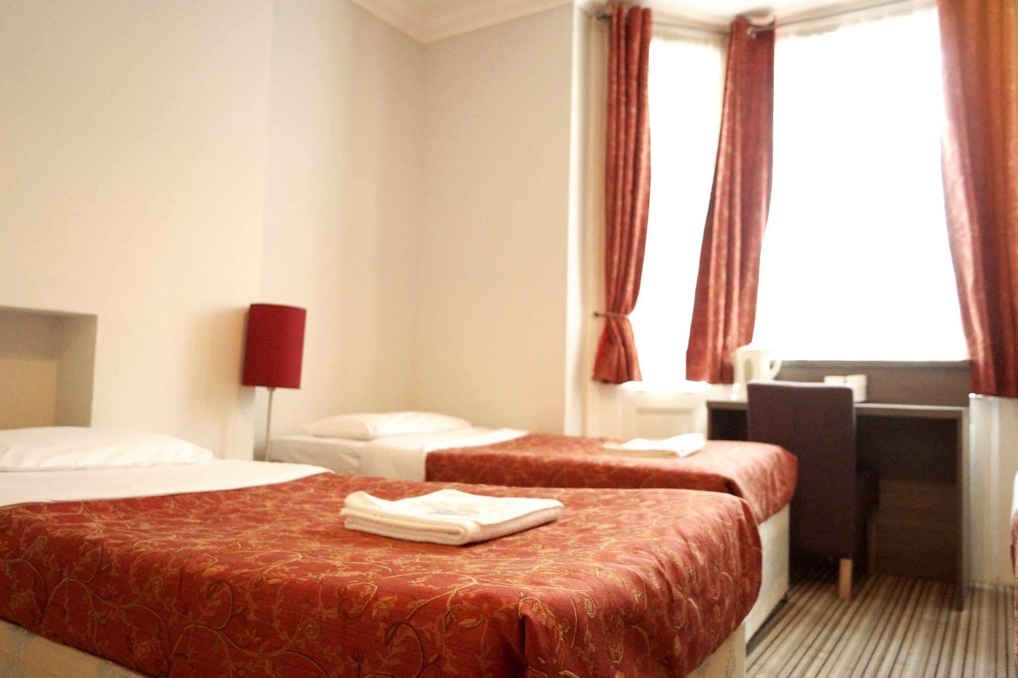 Euro Hotel Лондон Экстерьер фото