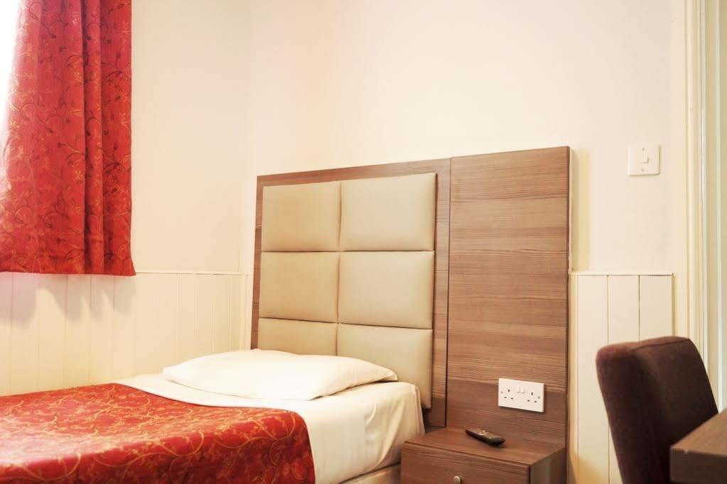 Euro Hotel Лондон Экстерьер фото